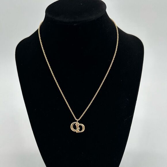 AUTHENTIC DIOR GOLD PLATED VINTAGE Necklace - Picture 1 of 6